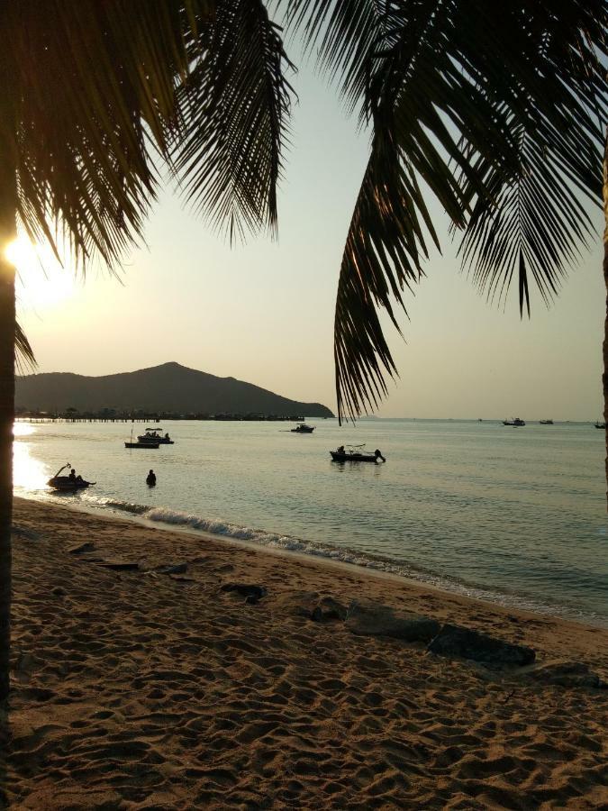 Asia'S Beach Apartments Sattahip Exterior photo