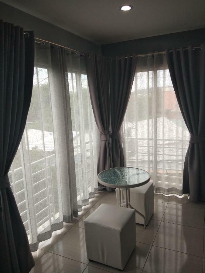Asia'S Beach Apartments Sattahip Exterior photo